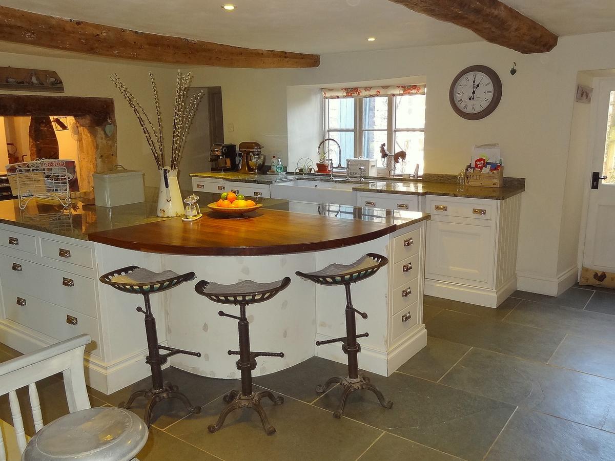 Huxham Farmhouse Bed & Breakfast East Pennard Exterior photo
